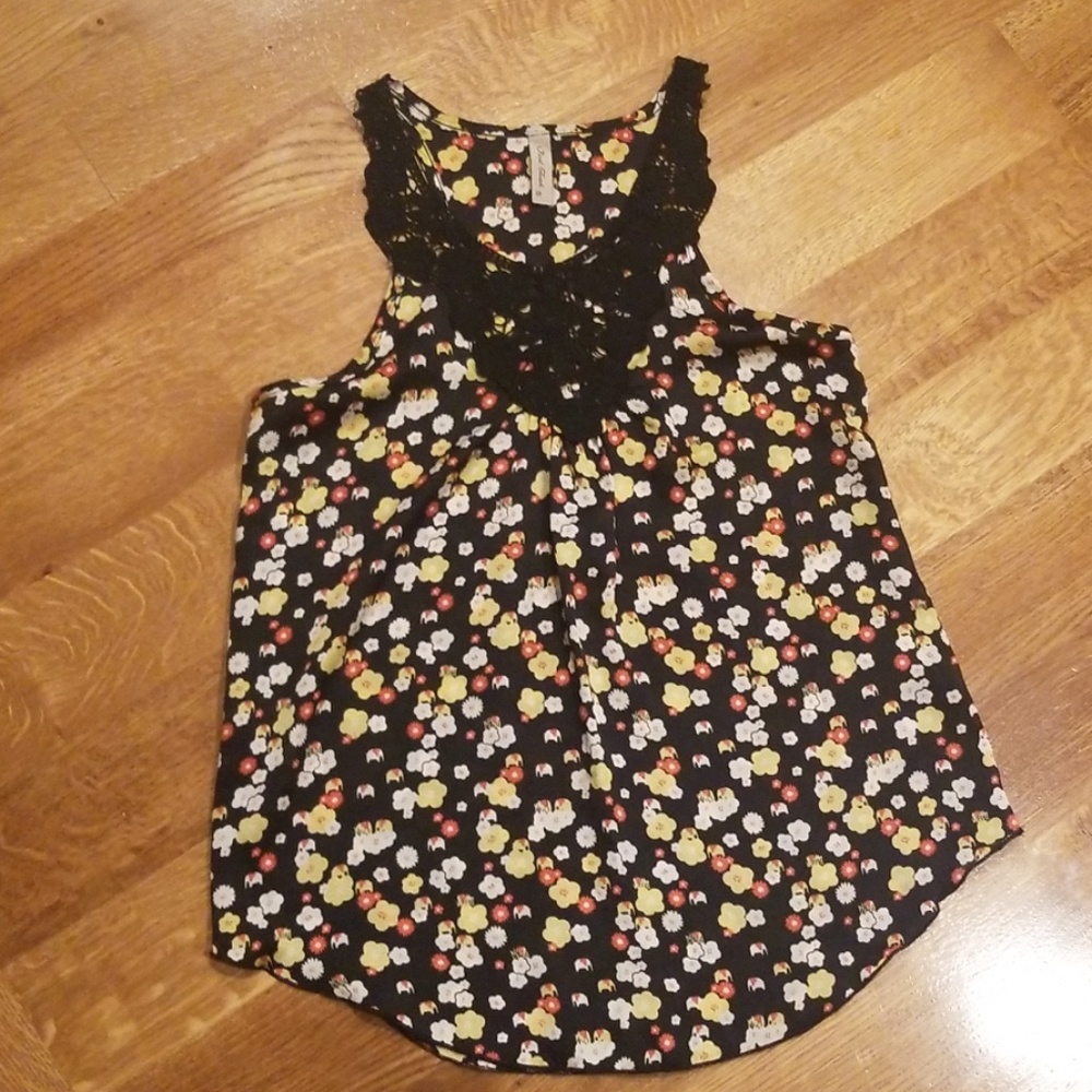 Final Touch High Neck Lace and Satan Tank